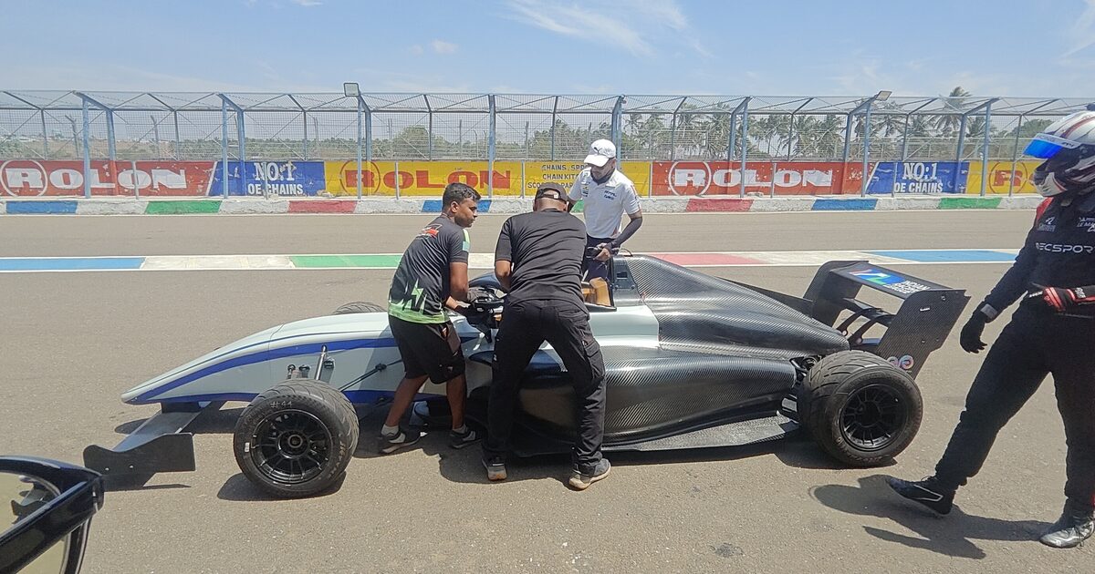F4 car and crew in the pit lane at Kari Motor Speedway during MEGA 2026 Stage 2